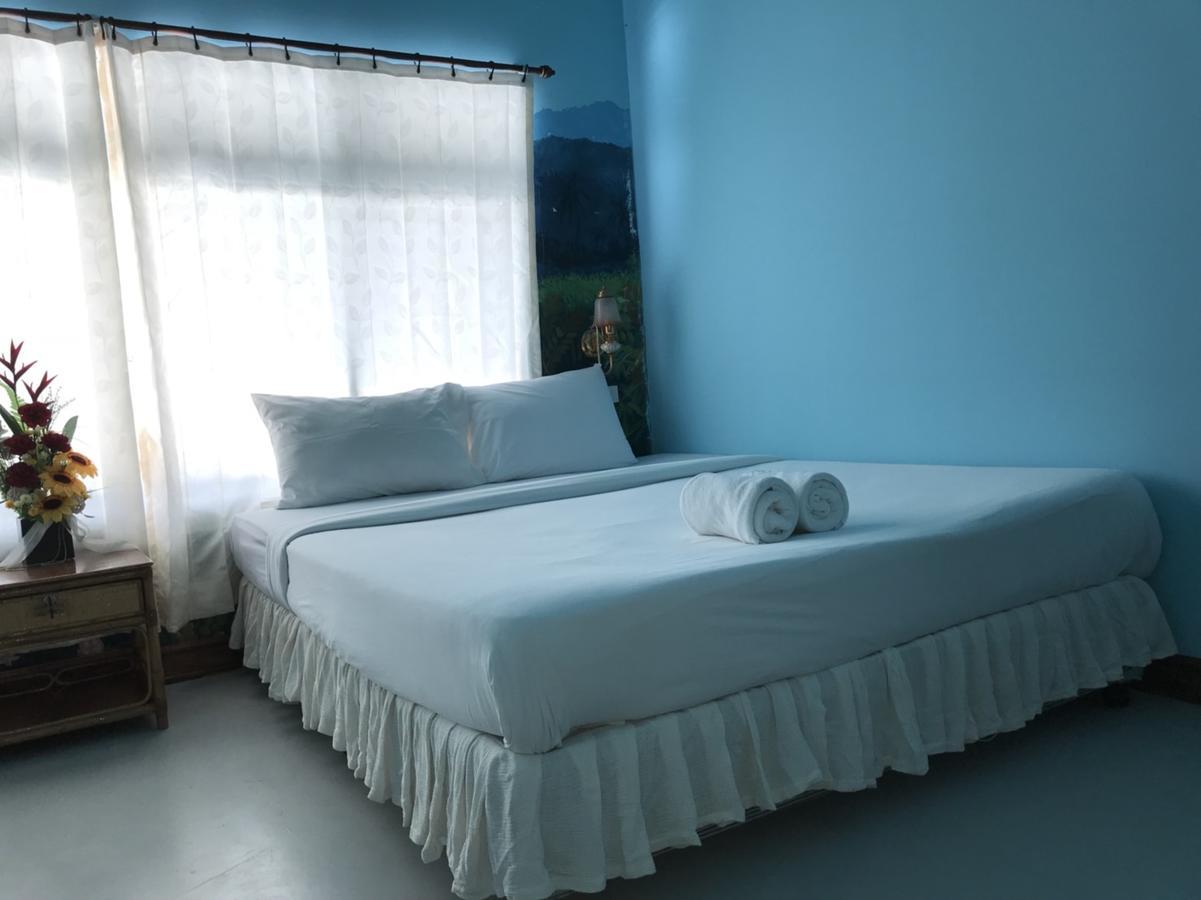 The Corner Transit Hostel Ko Samui Extérieur photo