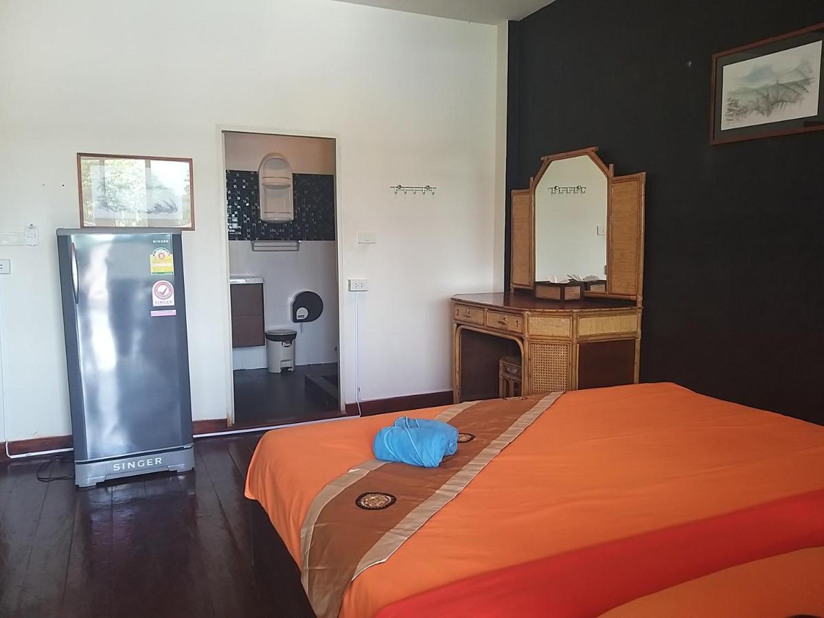 The Corner Transit Hostel Ko Samui Extérieur photo