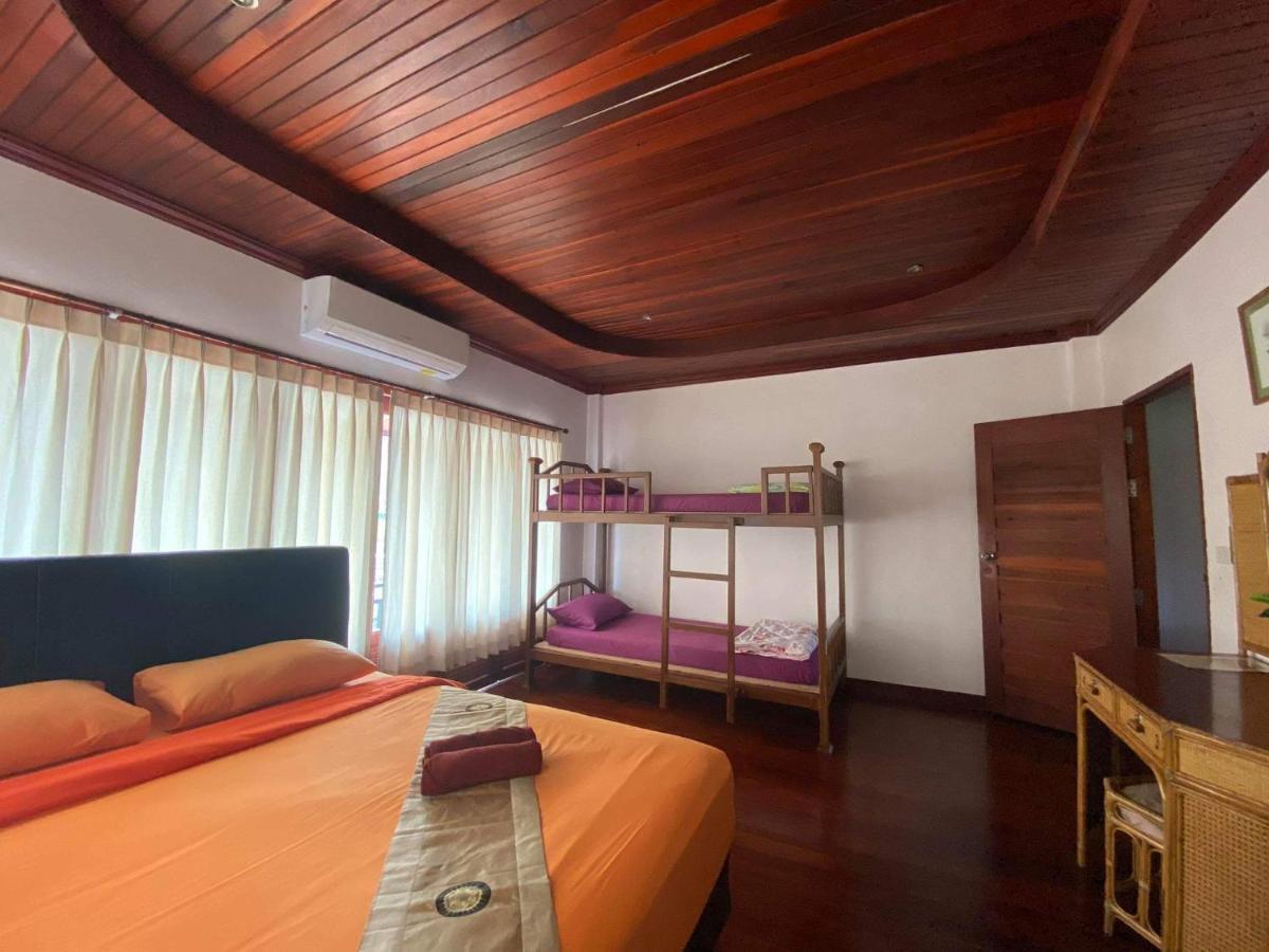 The Corner Transit Hostel Ko Samui Extérieur photo